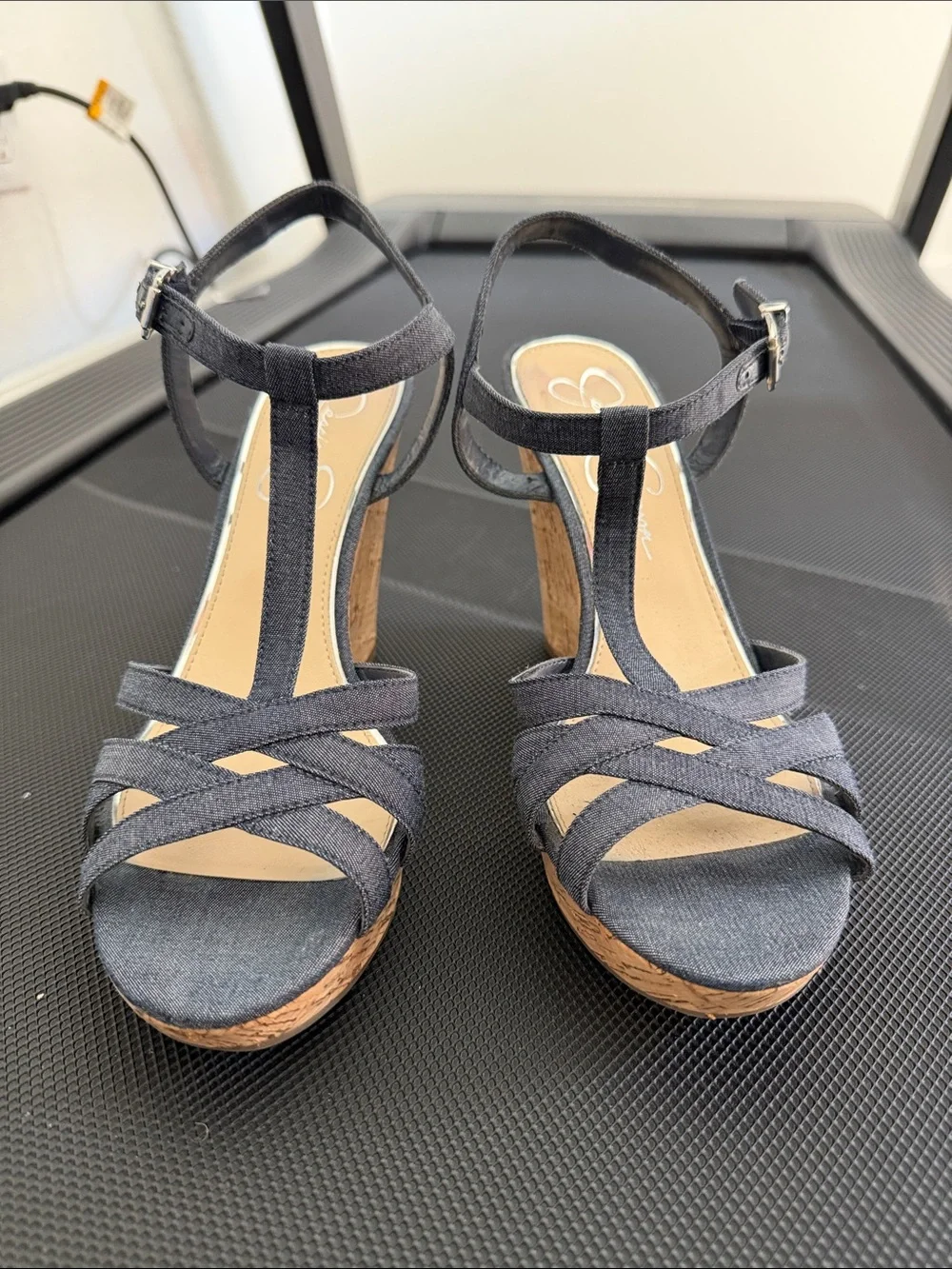 Women’s Jessica Simpson Navy denim T-Strap cork Wedge baddie size 8.5 Sandals